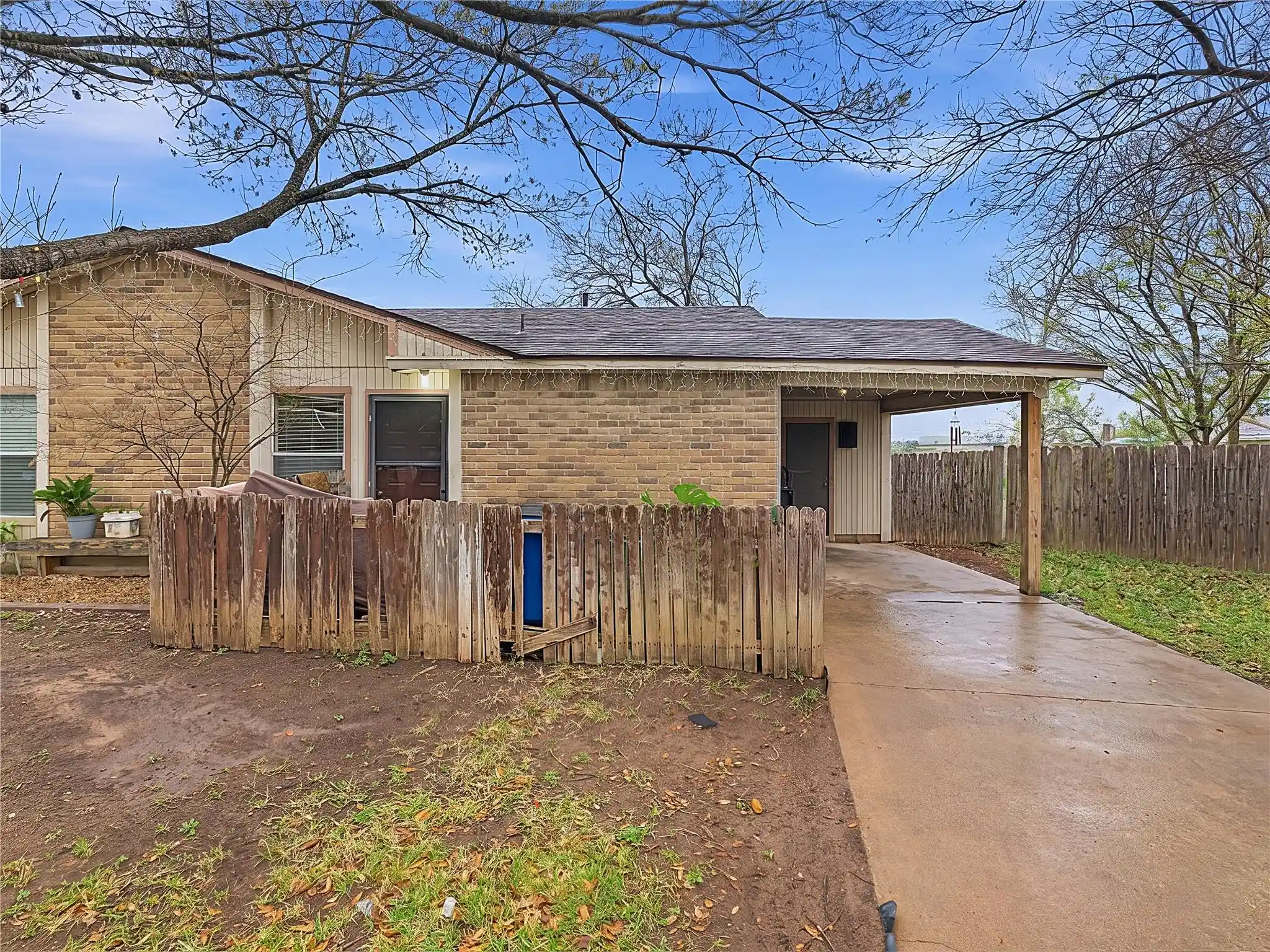 Listing Photo 2 - Condo for sale in 1301 Mckie Cv located at 1301 Mckie Cv, Austin, TX 78752 - Unit 1301 Mckie Cv