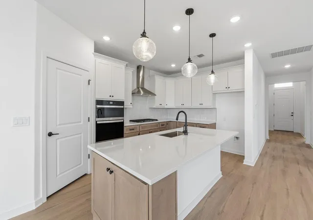 image of 108 Pelham St, Georgetown, TX 78633 | MLS# 5553331