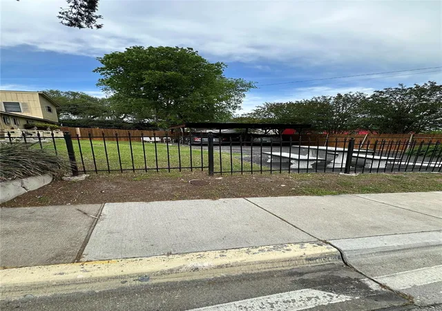 Photo 3 of Land for sale at 3116 E 12th Street, Austin, TX 78702 | MLS# 8421685 | Listing updated on 2026-06-18