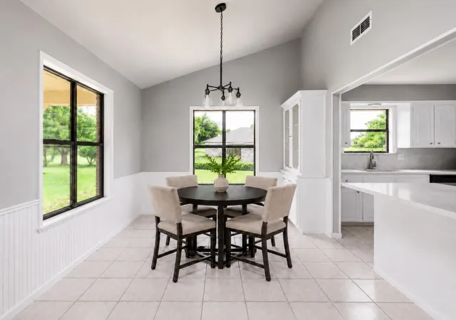 5th image of 2707 North Dr, Taylor, TX 76574 | MLS# 5857364