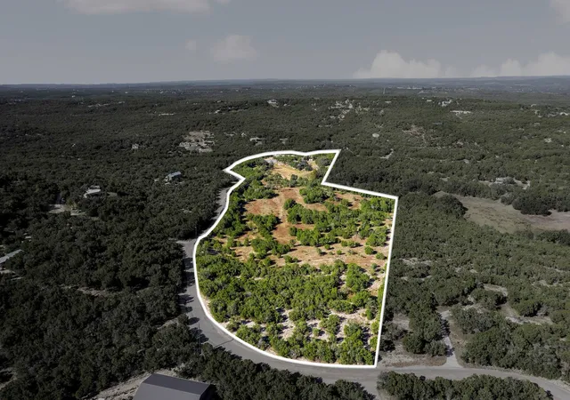 2nd image of 2021 Stagecoach Ranch Rd, Dripping Springs, TX 78620 | MLS# 1072725