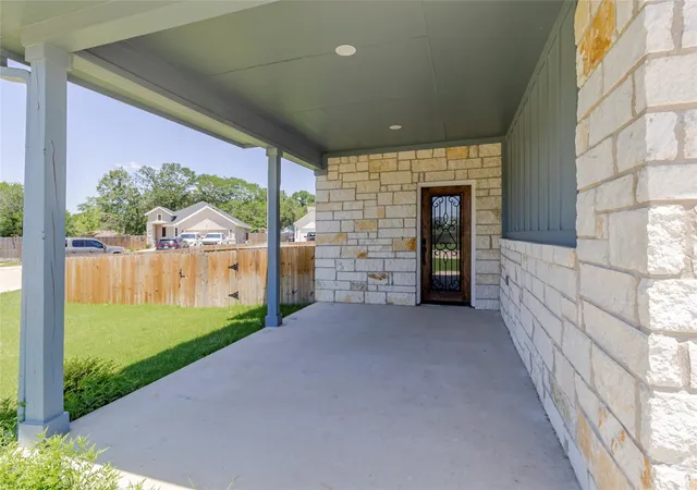 27th image of 112 Callie St, Smithville, TX 78957 | MLS# 3244387
