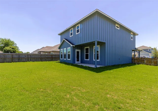 3rd image of 112 Callie St, Smithville, TX 78957 | MLS# 3244387