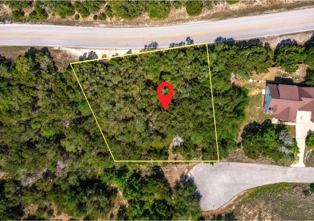 Homes for sale in Spicewood, TX | 1306 Daviot Dr, Spicewood, TX 78669 | MLS# 3949920