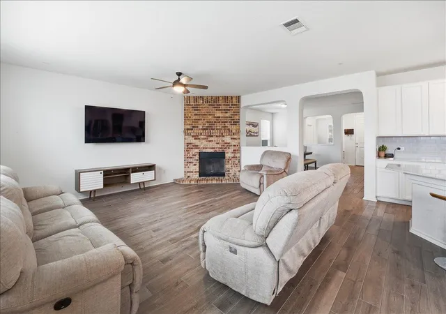 3rd image of 282 Crimson Ln, Kyle, TX 78640 | MLS# 2697768