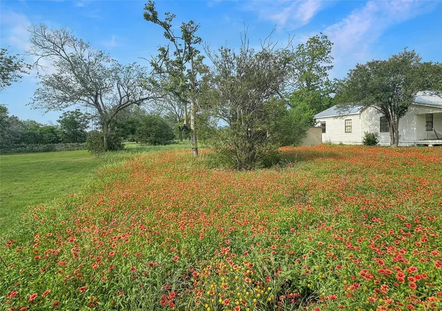3rd image of 1314 Farm St, Bastrop, TX 78602 | MLS# 3705642