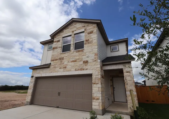 3rd image of 162 Heritage Forest Pkwy, Dripping Springs, TX 78620 | MLS# 9906979