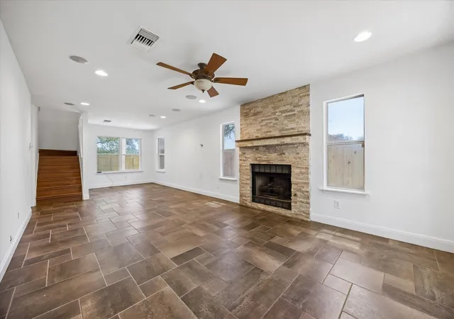 Photo 3 of Single family home for sale at 8509 Copano Dr, Austin, TX 78749 | MLS# 8810650 | Listing updated on 2026-09-01