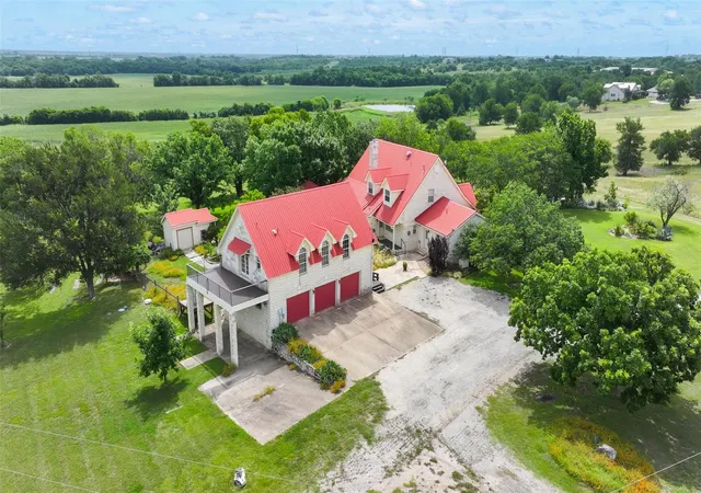 Photo 3 of Single family home for sale at 351 Laurel Crk, Hutto, TX 78634 | MLS# 6622081 | Listing updated on 2026-09-01