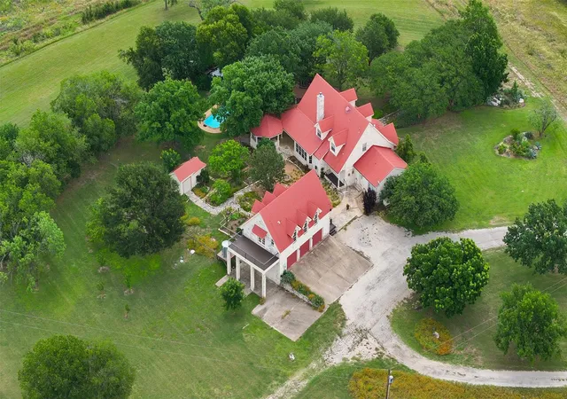 Photo 1 of Single family home for sale at 351 Laurel Crk, Hutto, TX 78634 | MLS# 6622081 | Listing updated on 2026-09-01
