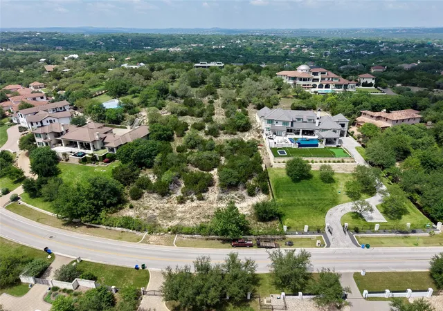 3rd image of 816 Marly Wy, Austin, TX 78733 | MLS# 6076777