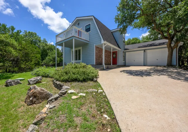 Homes for sale in Wimberley, TX | 6 Basswood Cir, Wimberley, TX 78676 | MLS# 7322401
