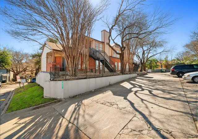 Photo 1 of House for sale at 7111 E Highway 290, Austin, TX 78723 | MLS# 7932360 | Listing updated on 2026-09-13