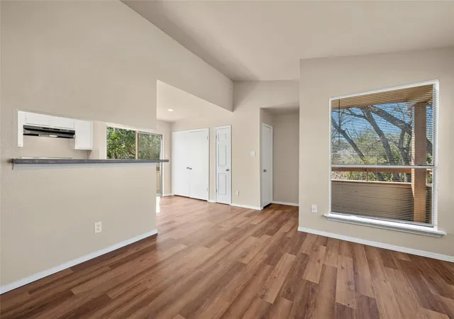4th image of 7111 E Hwy 290 E, Austin, TX 78723 | MLS# 7932360