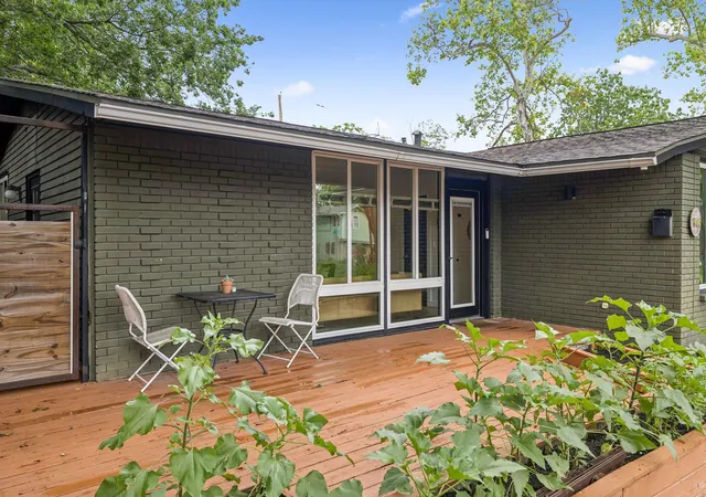 4th image of 1428 Corona Dr, Austin, TX 78723 | MLS# 5500931