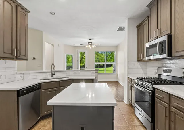 5th image of 114 Aria Rdg #802, Austin, TX 78738 | MLS# 4397117