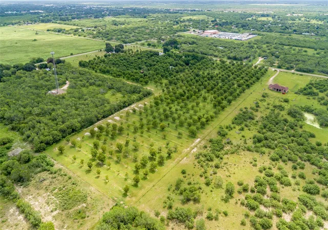 Photo 2 of House for sale at 2432 County Rd 402 B, Falfurrias, TX 78355 | MLS# 4572691 | Listing updated on 2026-06-03