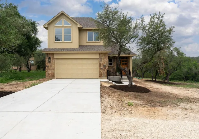 37th image of 112 Twin Creek Cir, Dripping Springs, TX 78620 | MLS# 2263176
