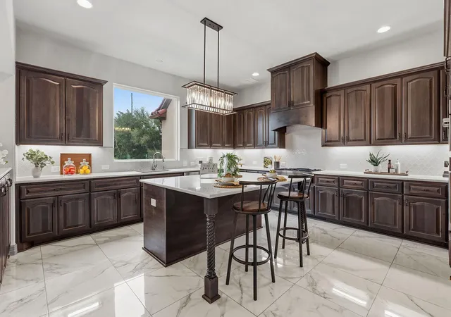 2nd image of 427 Bella Montagna Cir, Austin, TX 78734 | MLS# 8245018