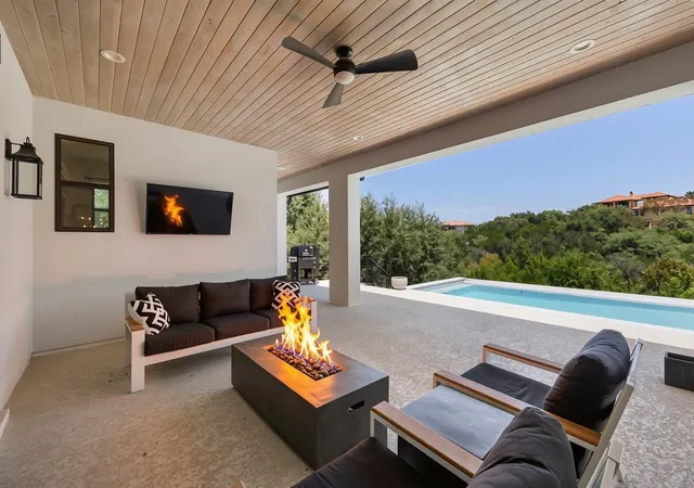 Photo 4 of Single family home for sale at 16118 Clara Van St, Austin, TX 78734 | MLS# 1375271 | Listing updated on 2026-07-26
