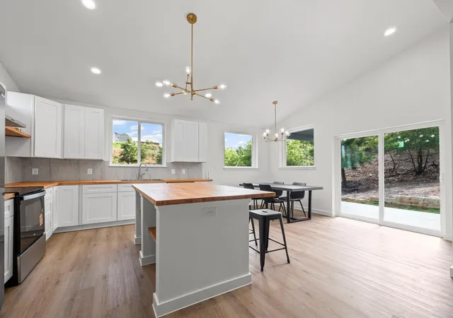 1st image of 173 Kahalulu Dr, Bastrop, TX 78602 | MLS# 4486972