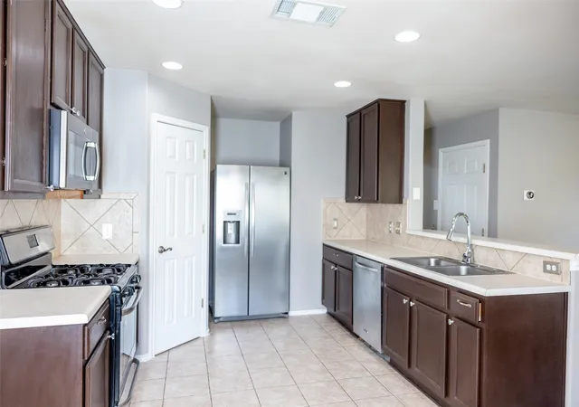 5th image of 3931 Bonnie Ln, Round Rock, TX 78665 | MLS# 7813831