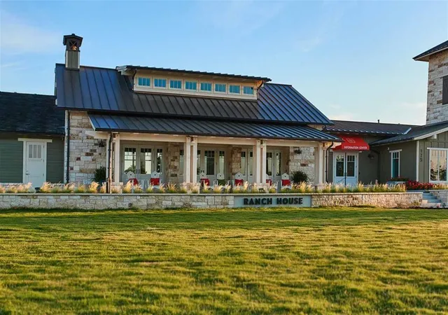 16th image of 304 Covered Bridge Trl, Liberty Hill, TX 78642 | MLS# 1014057