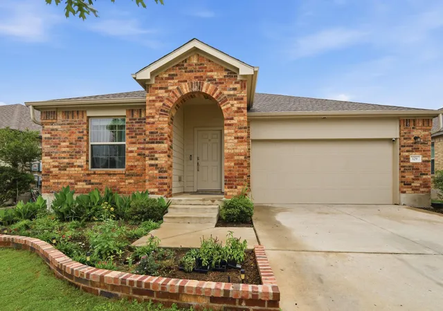 Homes for sale in Bastrop, TX | 129 Esparza Dr, Bastrop, TX 78602 | MLS# 4735685