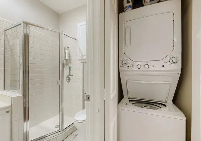 2nd image of 1741 Spyglass Dr, Austin, TX 78746