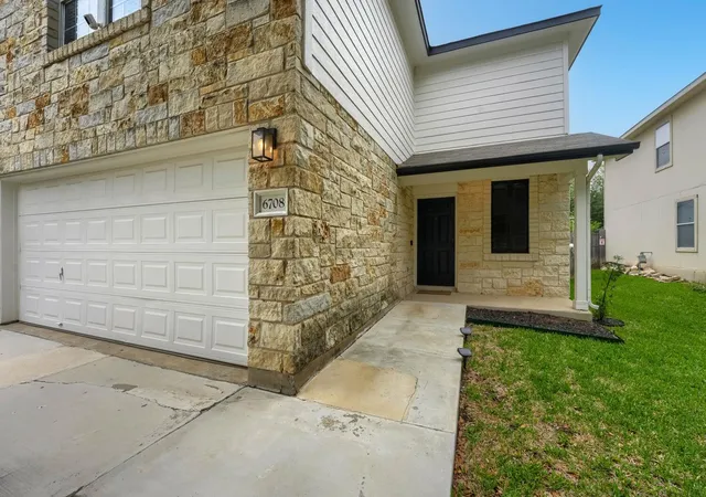 Photo 2 of Single family home for sale at 6708 Panda Royle Dr, Del Valle, TX 78617 | MLS# 2859480 | Listing updated on 2026-07-07