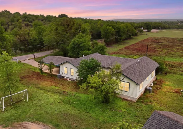 1st image of 440 Lonie Ln, Kyle, TX 78640 | MLS# 9304869