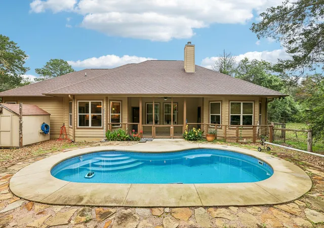3rd image of 267 Corral Rd, Smithville, TX 78957 | MLS# 6254226