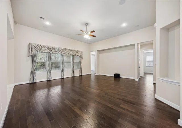 3rd image of 365 Arapaho Dr, Kyle, TX 78640 | MLS# 3183318