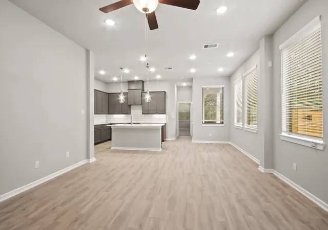 5th image of 209 Flora Springs Cv, Liberty Hill, TX 78642 | MLS# 4064856