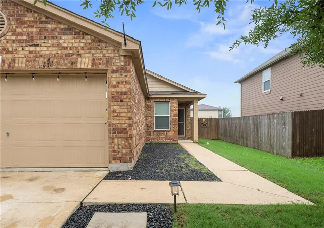 3rd image of 715 Estes Park, Taylor, TX 76574 | MLS# 2779153