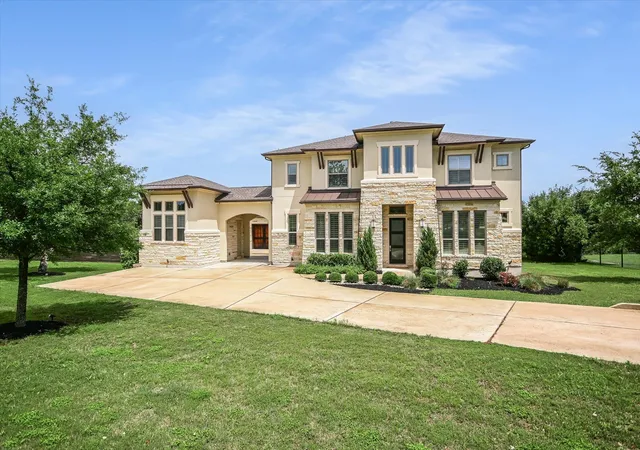 Photo 2 of Single family home for sale at 10809 Albero Cv, Austin, TX 78739 | MLS# 1727438 | Listing updated on 2026-08-27