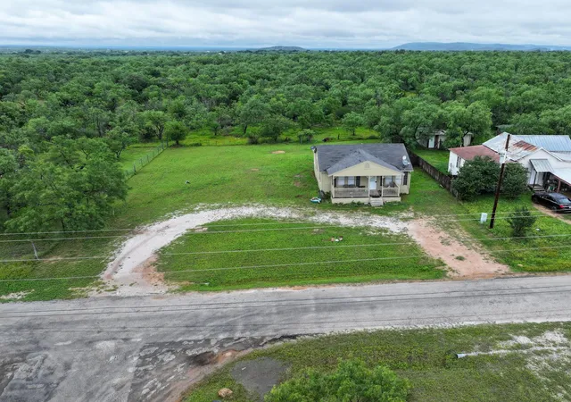 24th image of 3851 Hermosa Dr, Kingsland, TX 78639 | MLS# 1121593