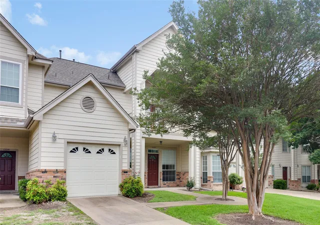 2nd image of 12287 Abbey Glen Ln #D-1, Austin, TX 78753 | MLS# 2562943