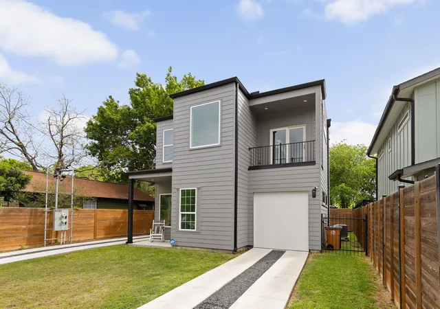 3rd image of 6205 Caddie St #1, Austin, TX 78741 | MLS# 8987679
