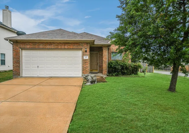 Photo 1 of Single family home for sale at 129 Almquist St, Hutto, TX 78634 | MLS# 6918155 | Listing updated on 2026-09-28