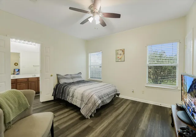 Photo 4 of Single family home for sale at 129 Almquist St, Hutto, TX 78634 | MLS# 6918155 | Listing updated on 2026-09-28