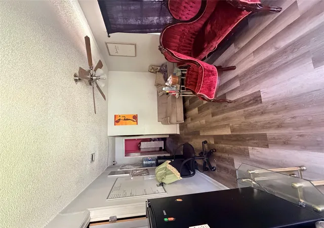 3rd image of 1617 Berene Ave, Austin, TX 78721 | MLS# 9488598