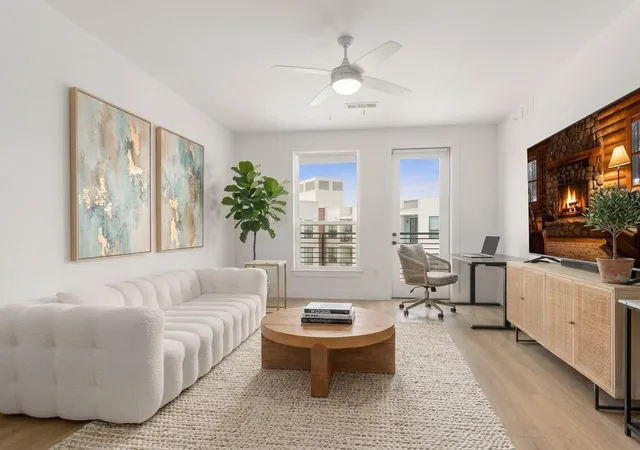 Listing Photo 3 - Condo for sale in building located at 1701 Simond Ave, Austin, TX 78723 - Unit #612