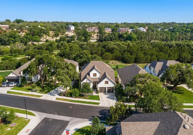 Photo 4 of Single family home for sale at 1116 River Trce, Georgetown, TX 78628 | MLS# 9774029 | Listing updated on 2026-08-16