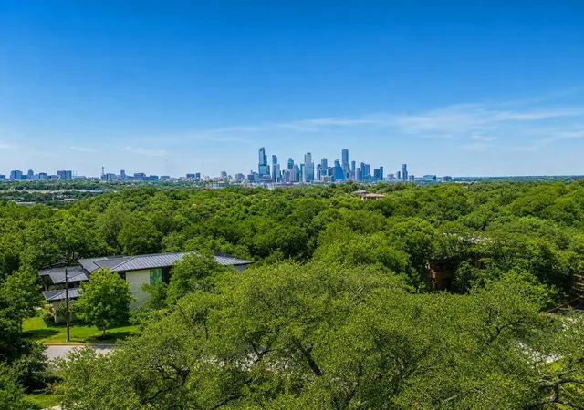 3rd image of 2805 Hatley Dr, Austin, TX 78746 | MLS# 1571446