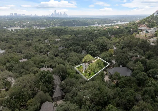 1st image of 4306 Bennedict Ln, Austin, TX 78746 | MLS# 2929689