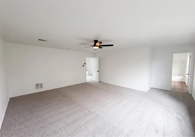 4th image of 5406 S Hearsey Dr, Austin, TX 78744 | MLS# 4890212