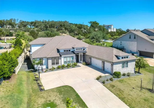 2nd image of 308 Lodestone Ln, Austin, TX 78738 | MLS# 5539335