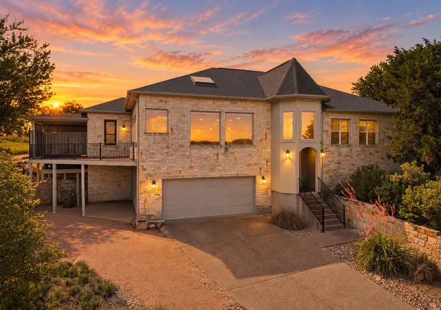 Photo 1 of Single family home for sale at 20510 Houston Cv, Lago Vista, TX 78645 | MLS# 5135104 | Listing updated on 2026-10-02