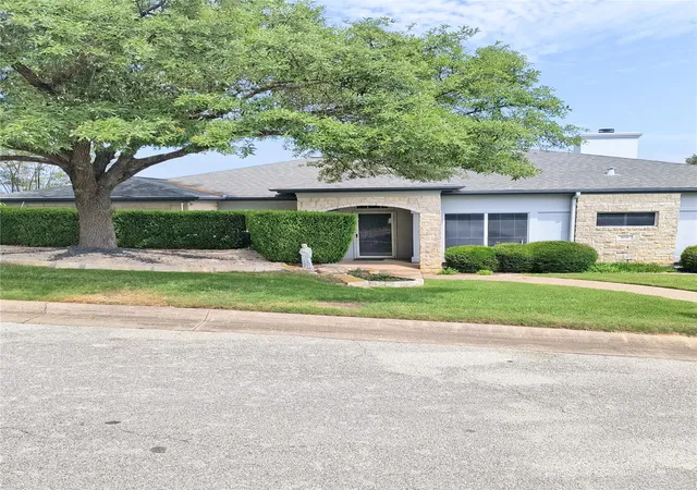 2nd image of 102 Paragon Ct, Lakeway, TX 78734 | MLS# 2871371